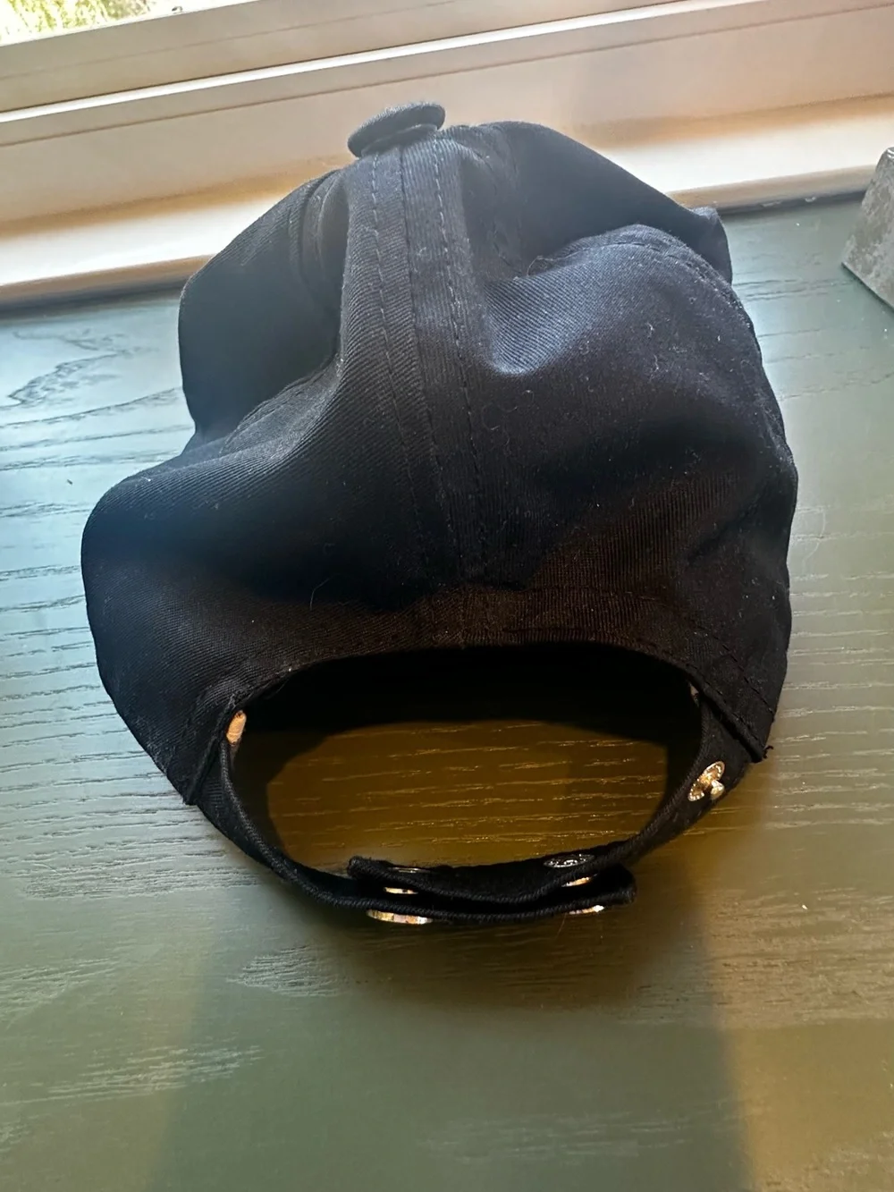 Burberry black cap